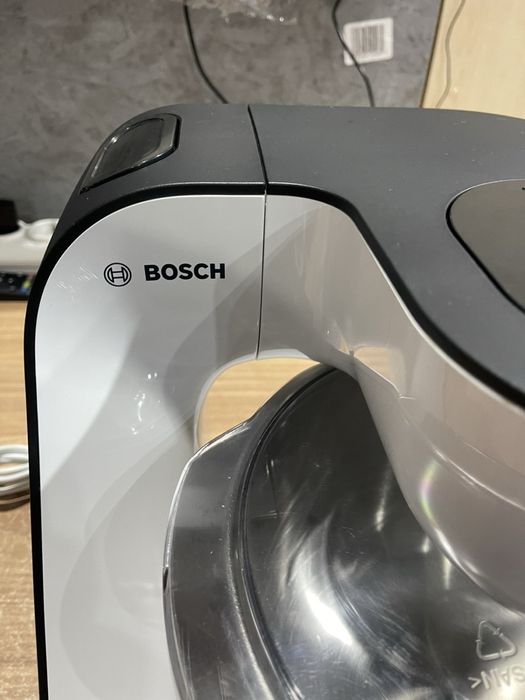 Кухонна машина Bosch MUM5