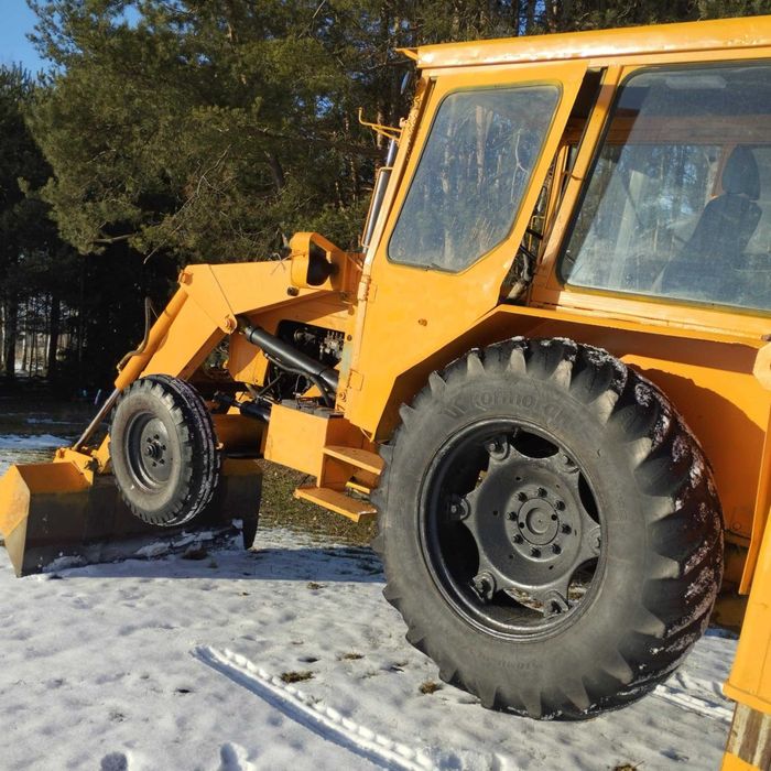 Koparko - ładowarka Ostrówek K162