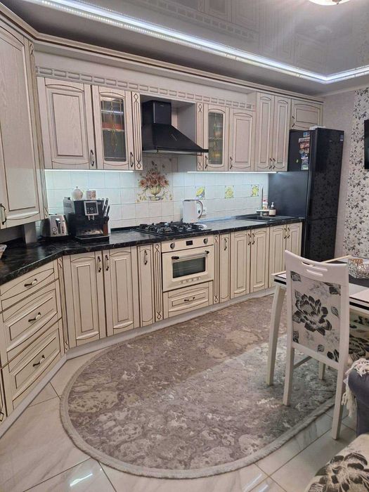 Продам 1 кімнатну квартиру. Авторський ремонт