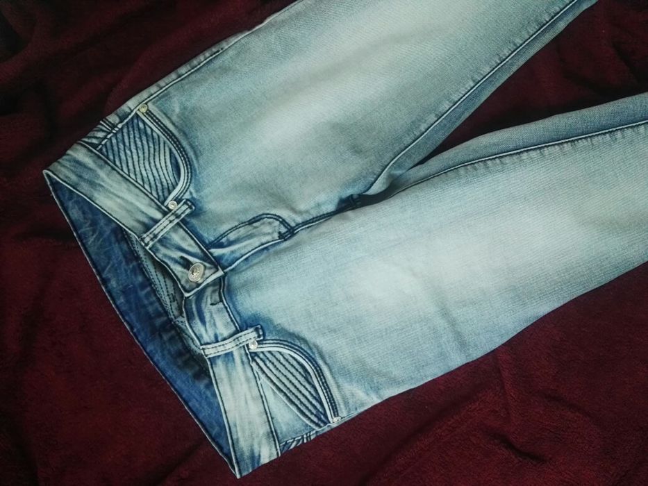 Spodnie jeansowe damskie