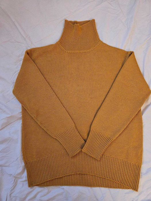 Светр KNITEL вовняний, гірчичний