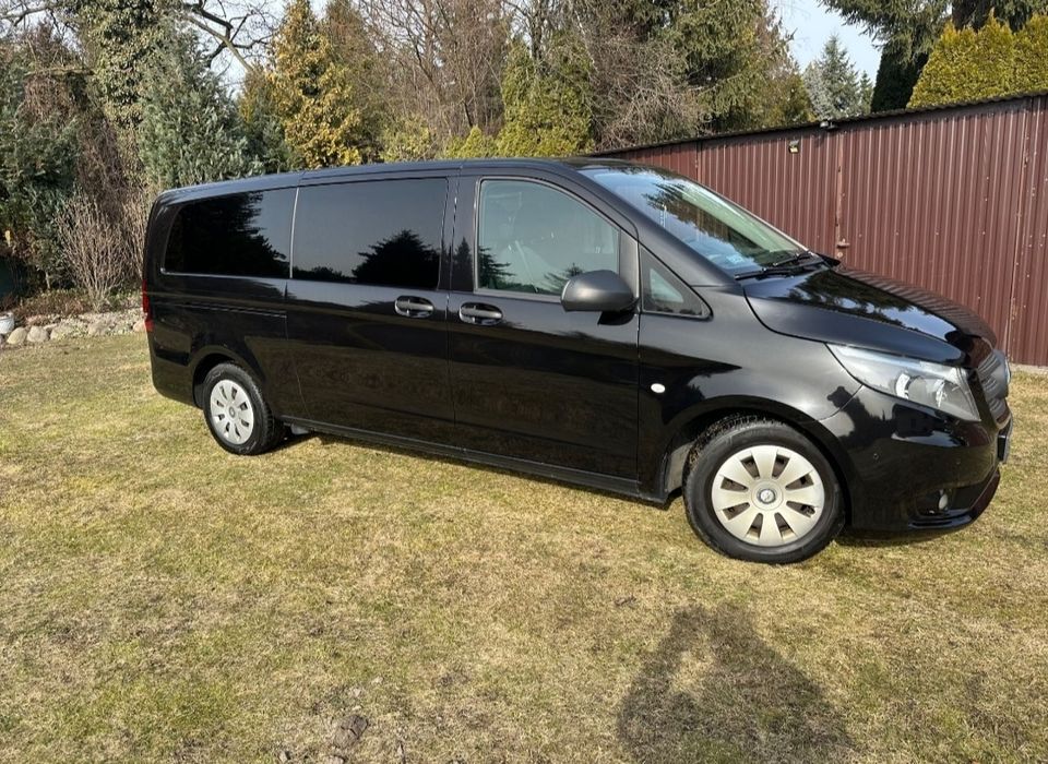 Wynajem busów 9 osobowych Mercedes Vito automat