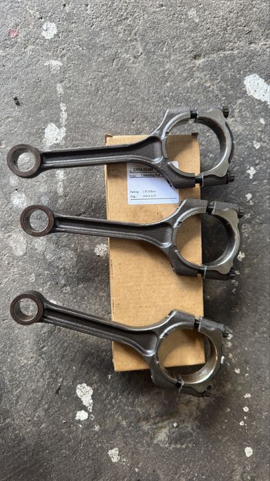 Шатуни двигуна КІА К5