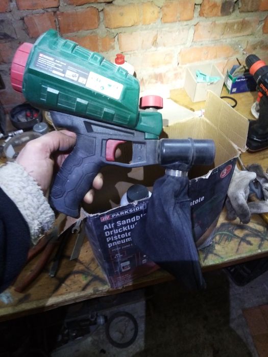 Пескоструйный пистолет