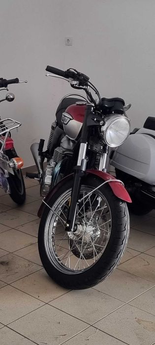 Triumph Bonneville 800 2001 | 33.000 km | Troca por BMW R1250 GS / R1300 GS