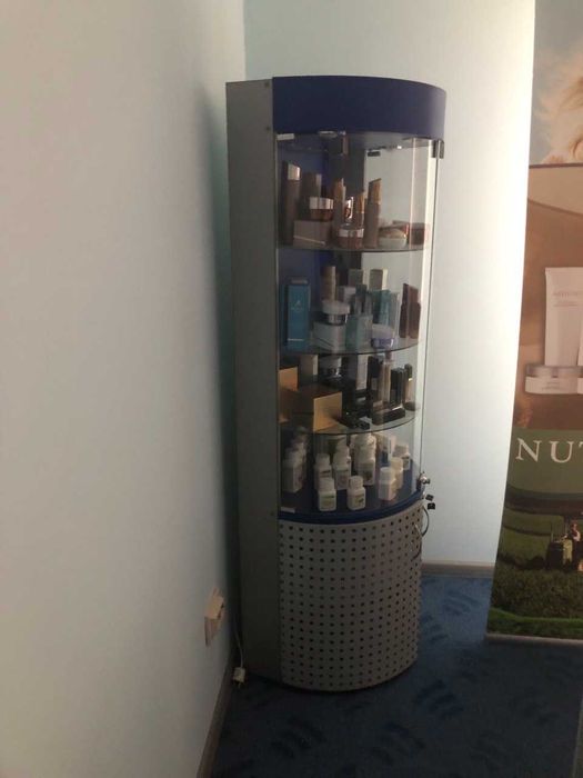 розпродаж меблів,закриття офісу