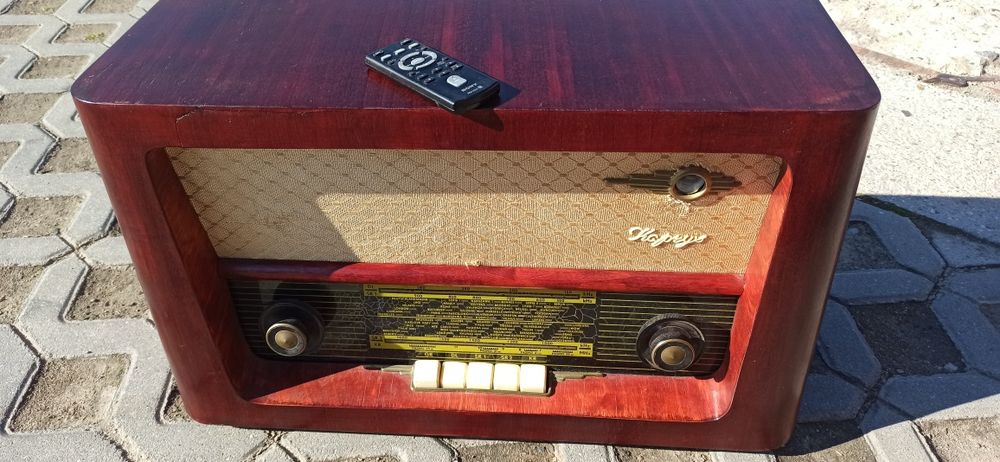 Radio antyk grające