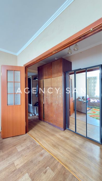 Продаж 3 квартири вул. Харківська