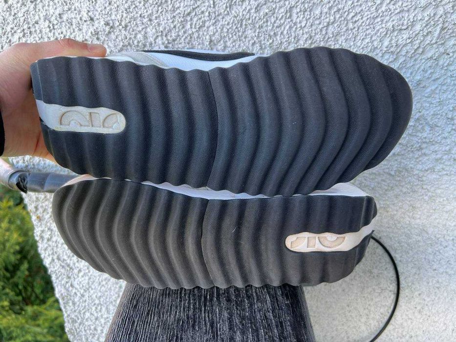 Кросівки Nike Air Max Dawn (42.5)
