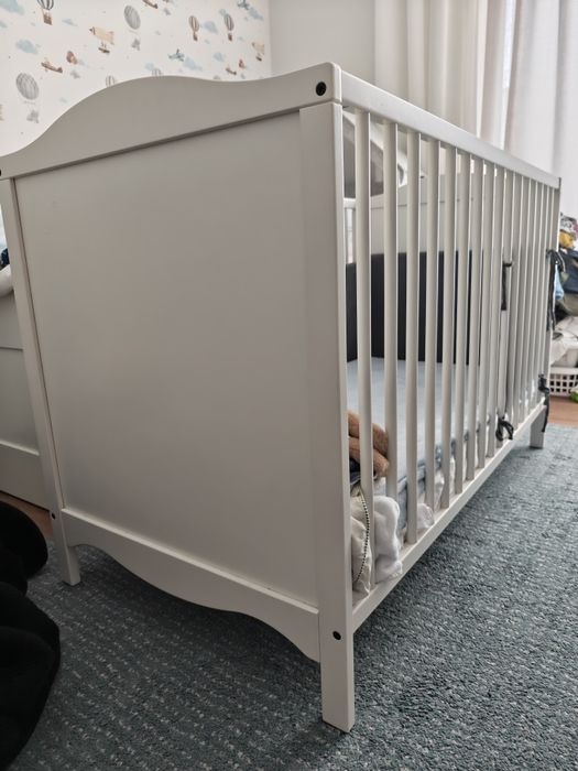 Berço Ikea com colchão