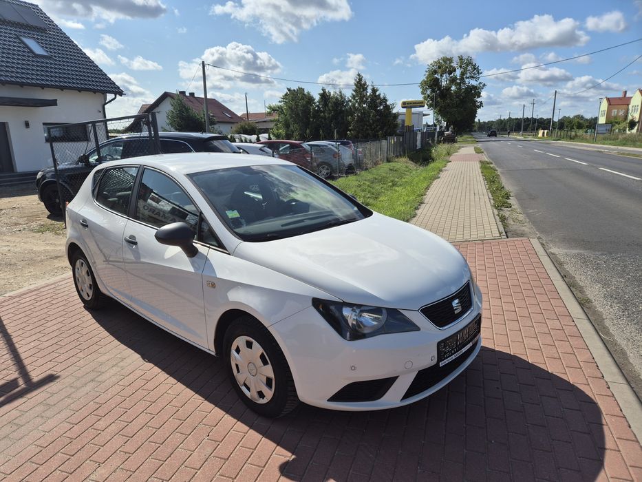 * Seat Ibiza * 5 Drzwi * Lift * benzyna * Klimatyzacja * 2014 Rok