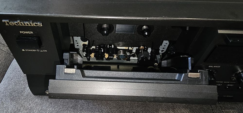 Magnetofon Technics RS-TR232