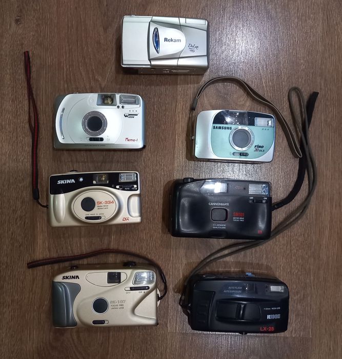 Лот плівкових фотоапаратів