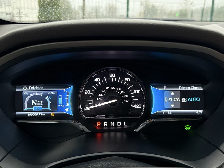 Lincoln MKZ 2014 року, 2.0 Hybrid, автомат, передній привід.