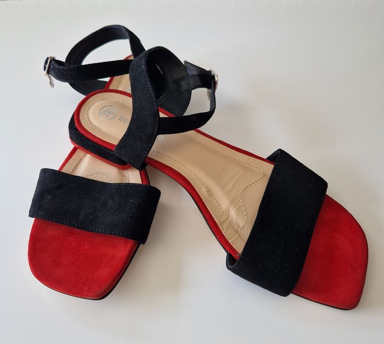 Solo Femme sandaly zamszowe 39