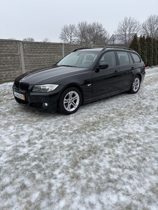 BMW 318i 2009 bezwypadkowy Super Stan Leszno