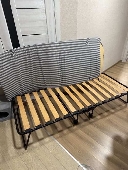 Розкладне ліжко