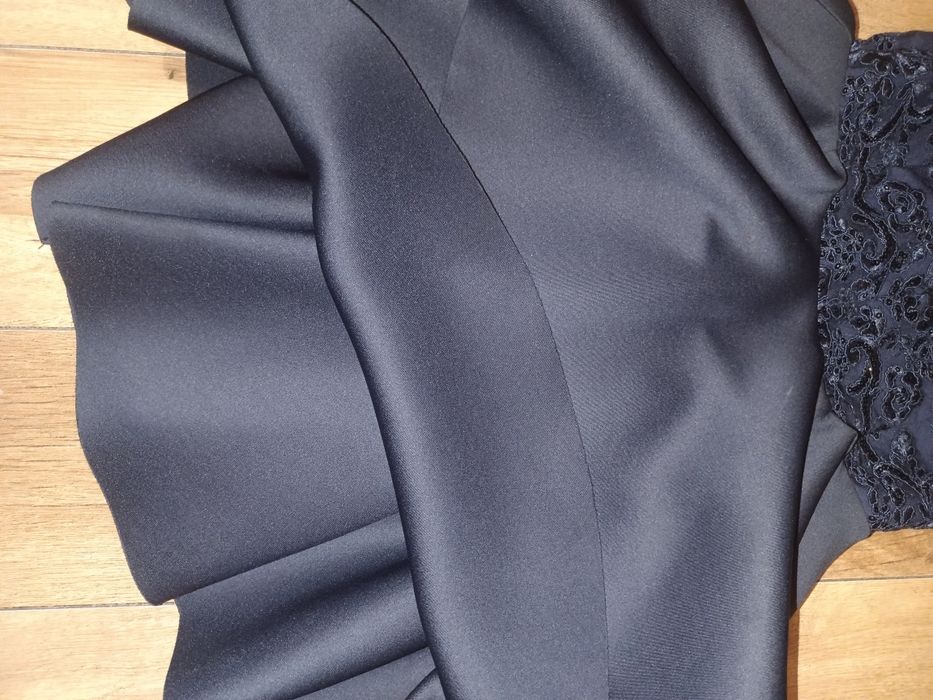 Nowa sukienka E.M.O r. 36, S