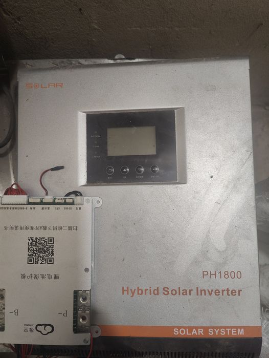 Продам инвертор Solar PH1800