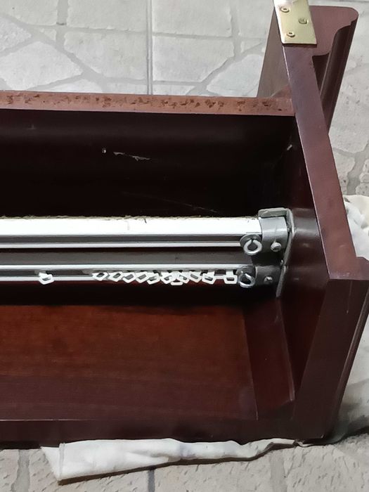 Sanefas em madeira (castanho raiz de nogueira)