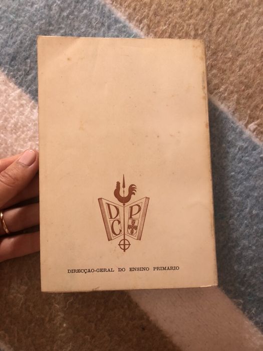 Versos de Camões | 2a edição | Vitorino Nemesio (portes gratis)