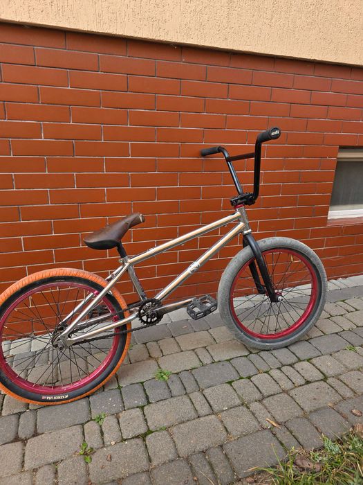 Трюковий велосипед bmx