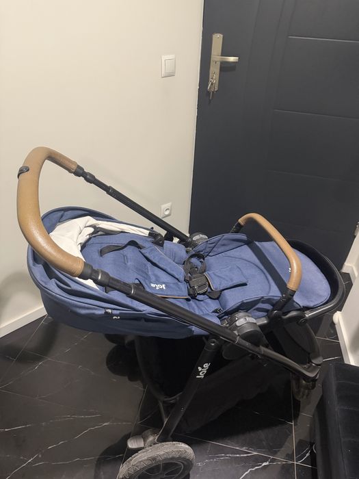 Wózek spacerowy Joie Versatrax dwustronny