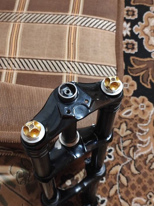 Marzocchi Bomber 888 RC 200mm