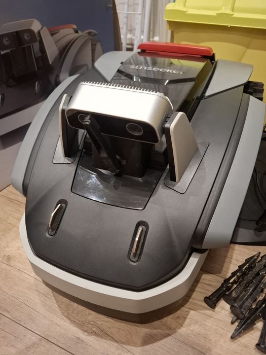 Robot koszący kosiarka