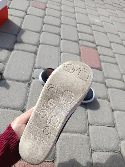 Взуття waldi 36 розмір 23 см устілка