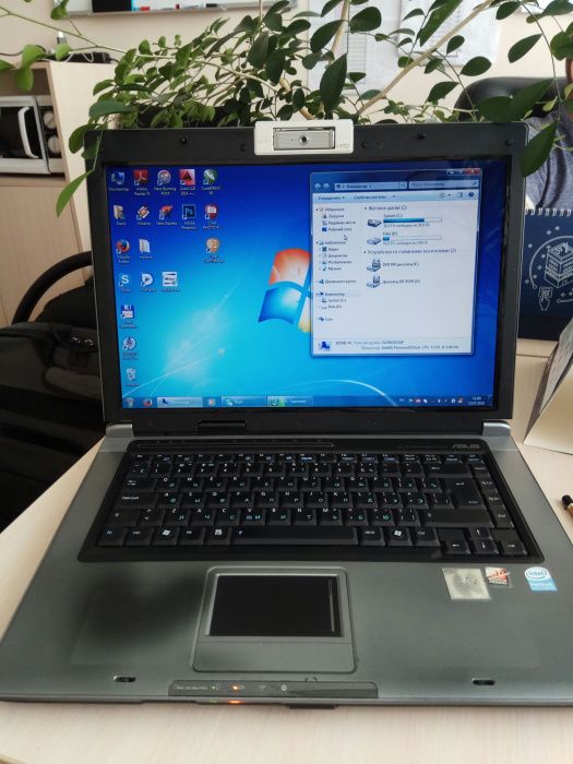Ноутбук Asus F5VL (не включается)