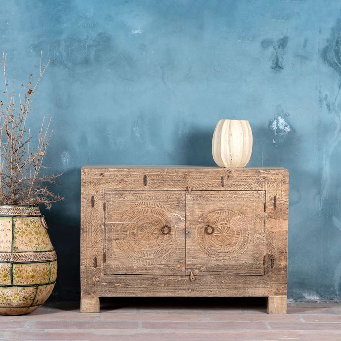 komoda calinda kredens szafka RTV rzeźbiona drewno rustykalna boho