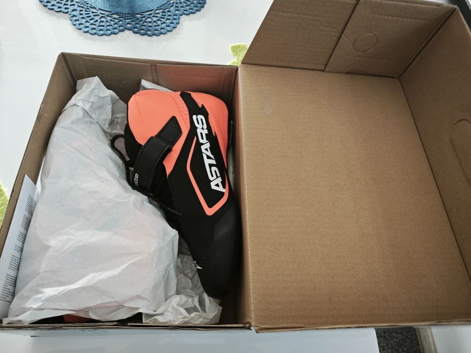 Buty Alpinestars nowe