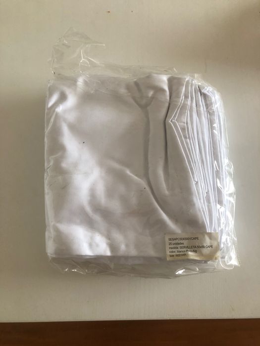 Toalhas de mesa brancas de algodao grandes e guardanapos