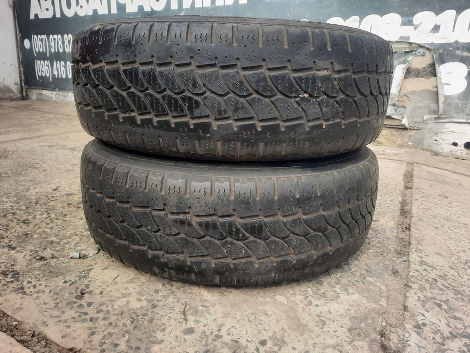 Продам ризину з дисками 205-65 Р-16.С.на Фольцваген Транспортер Т-5