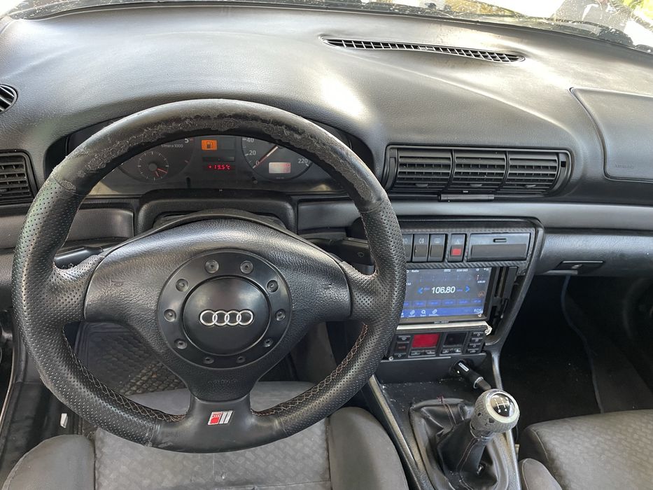 Carro em muito bom estado