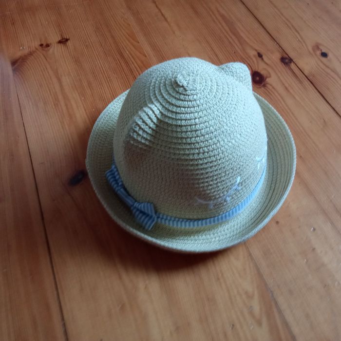 Kapelusz dziecięcy H&Mz niebieską wstążką obwód 51 cm