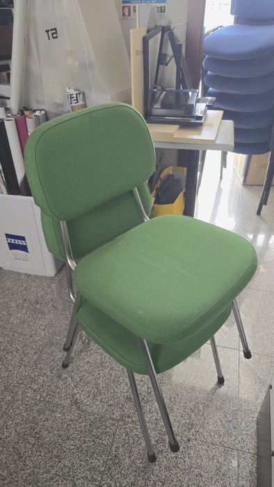 Cadeiras de consultório/escritório