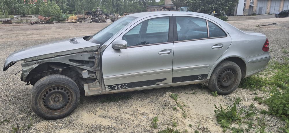 Продам w211 на розрив