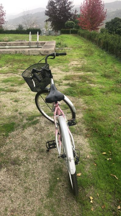 Venda bicicleta cor rosa
