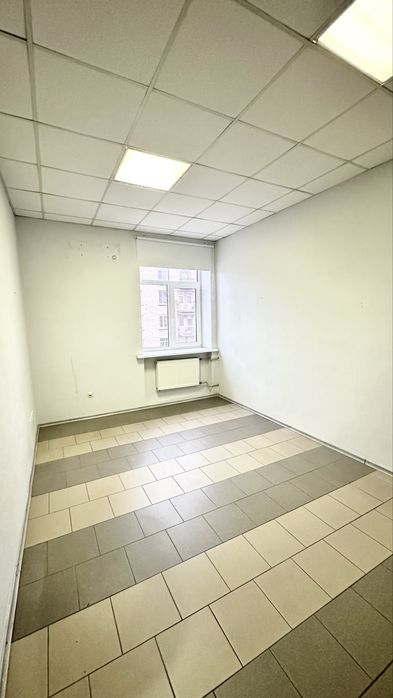 Здам офіс (кімнату) з водою центр вул. В. Мономаха (Московская) ЦУМ