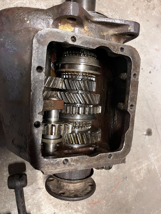 Skrzynia biegów 4 Żuk