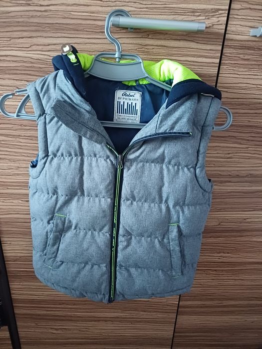 Жилетка жилет 7-8 років