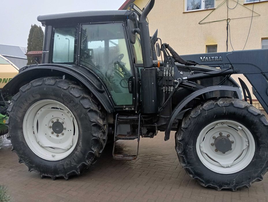 VALTRA N103.4 HI TECH 130 KM 2016 r ISOBUS
