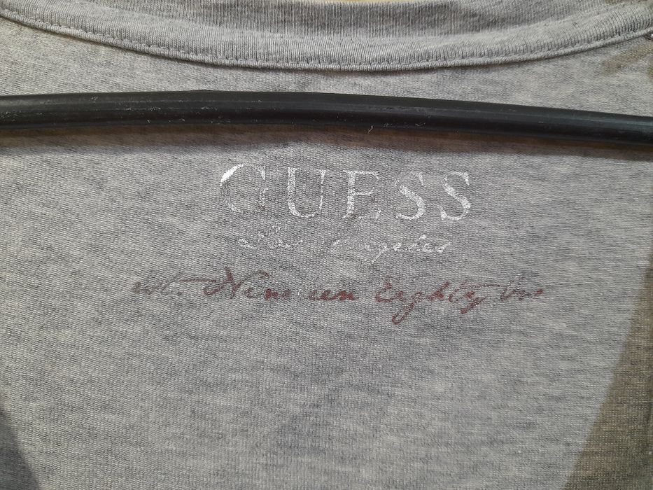 GUESS оригінал S жіноча бавовняна футболка з паєтками