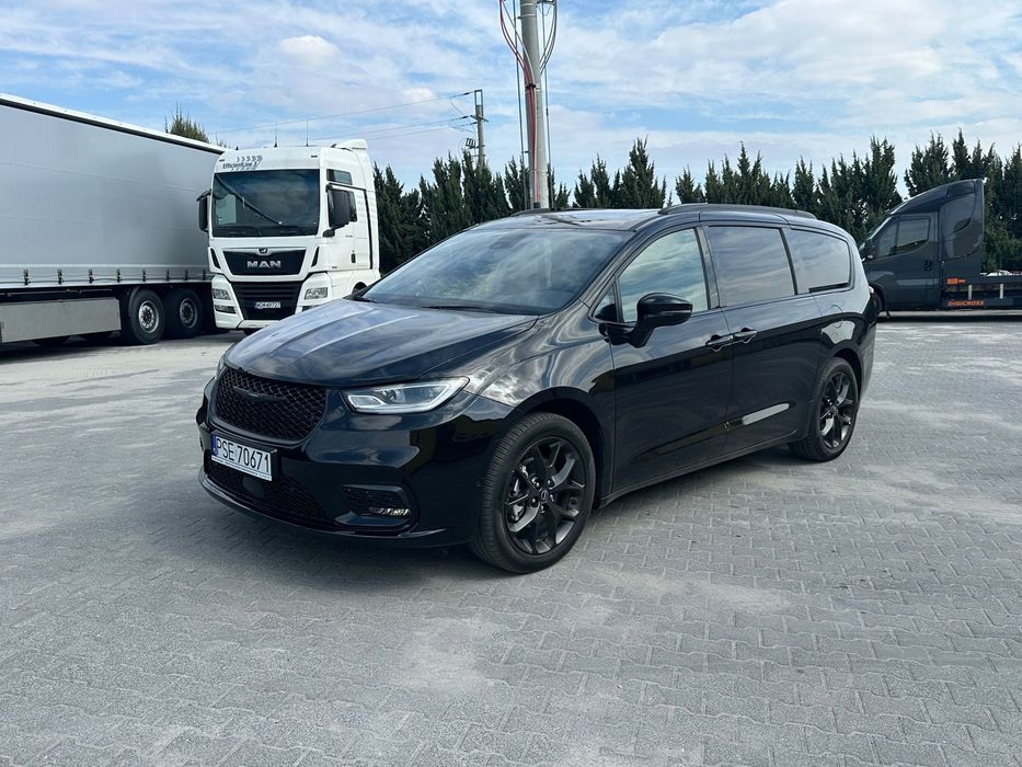 Chrysler Pacifica LIMITED S # auto jak NOWE # panorama # FULL