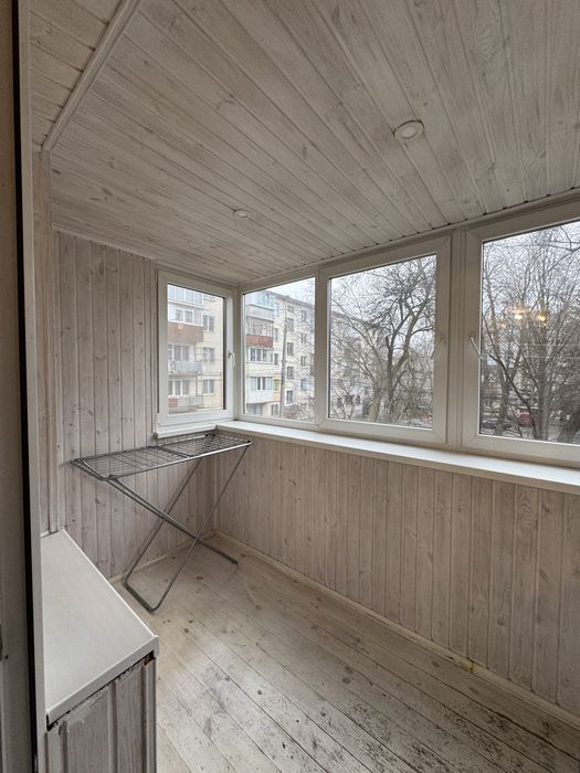 Вишенька, МегаМолл, пр.Космонавтів