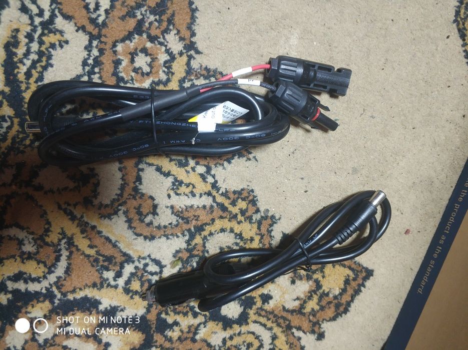 Зарядна станція Bluetti EB70