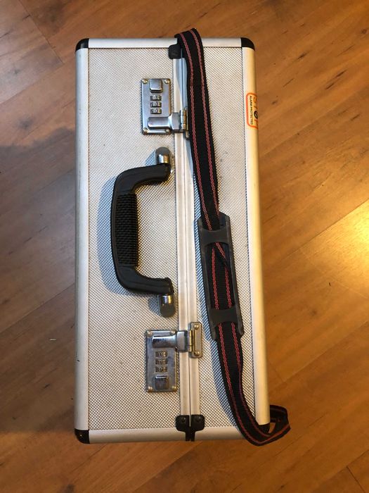 Sony Video Camera – Lightly Used + Blank Tapes64730023515650123