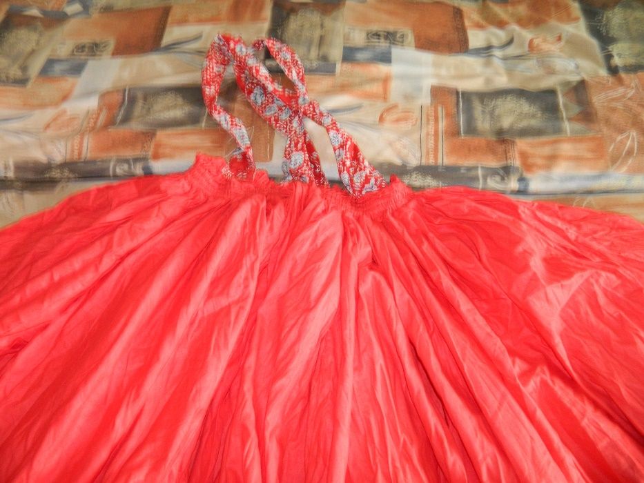 Концертное платье (платье для выступления)